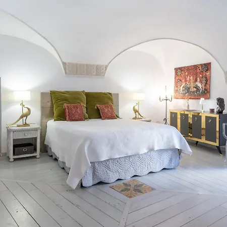 Dans Tour Du 16eme Siecle Apartmán Bastia (Corsica)