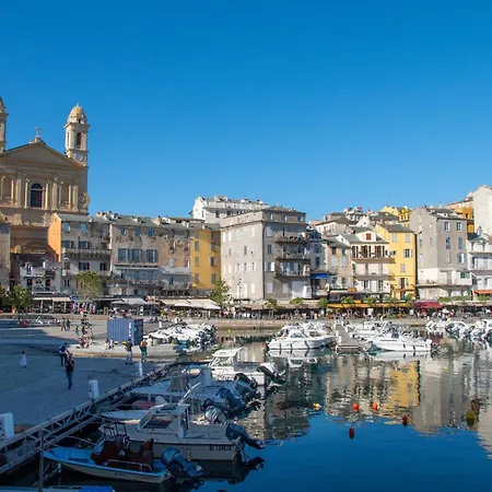 Apartmán Dans Tour Du 16eme Siecle Bastia (Corsica)